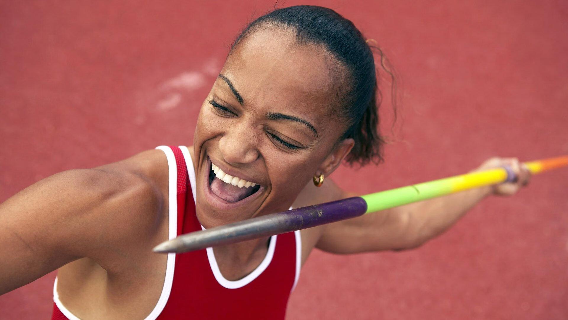 短跑新星闪耀全国田径锦标赛，破纪录夺冠引热议